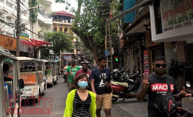 Vỉa hè Hà Nội: Thập thò tái lấn chiếm ảnh 9